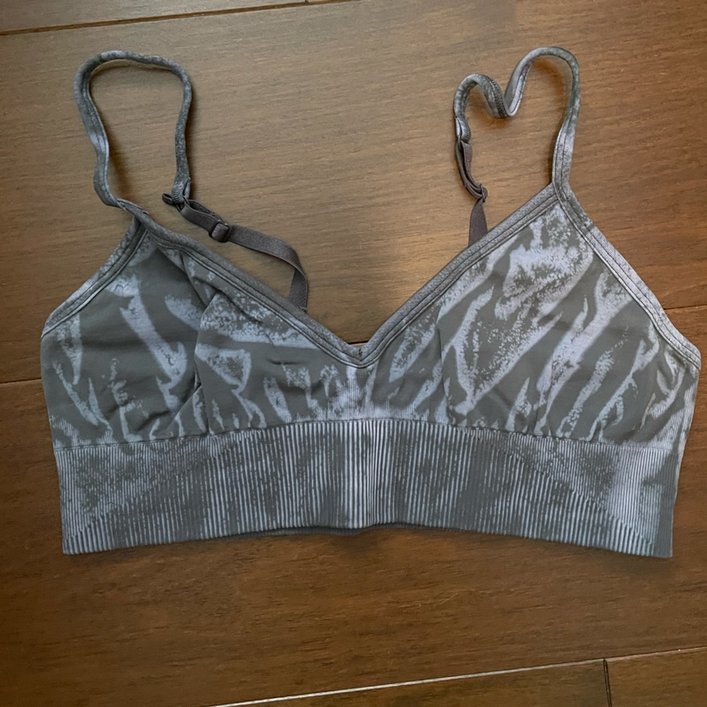 Lululemon Ebb to Street Bra